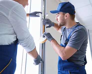 glass repair experts in Wekiwa Springs, FL